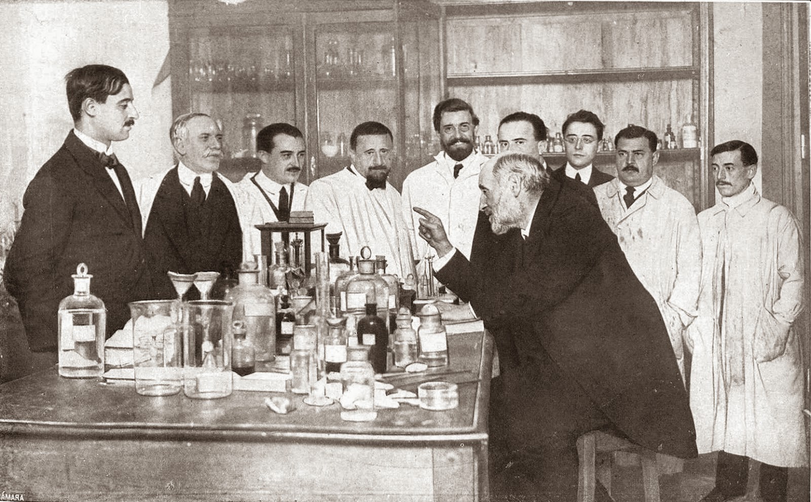 Cajal y discipulos 1915